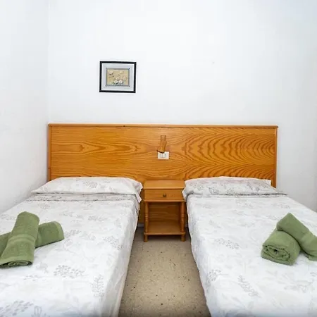 Location P, Terrace With Pool View, Sunny, Quiet, Wifi Apartament