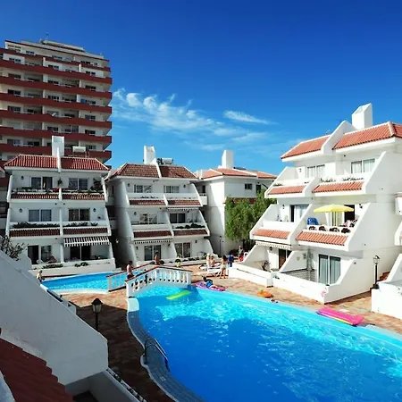 Location P, Terrace With Pool View, Sunny, Quiet, Wifi Apartament *